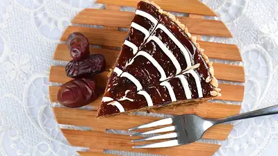 Tort królewski – przepis, kremy i dekoracje na specjalne oka