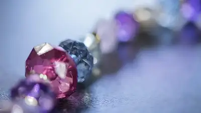 Ametyst: znaczenie, właściwości i zastosowanie kamienia