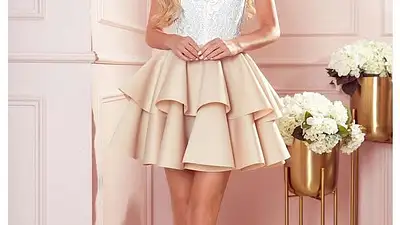 Sukienka na studniówkę – jak wybrać model podkreśli styl?