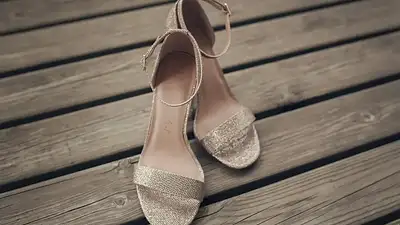 Jak się ubrać na imprezę w lokalu? Porady i stylizacje