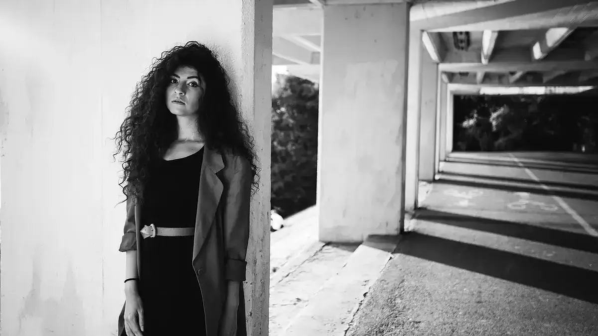 Fasony sukienek dla puszystych – podkreśl atuty sylwetki