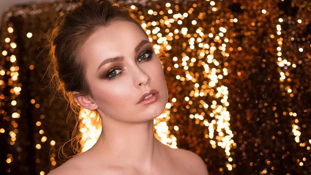 Jaka fryzura wyszczupla twarz? Praktyczne porady i triki